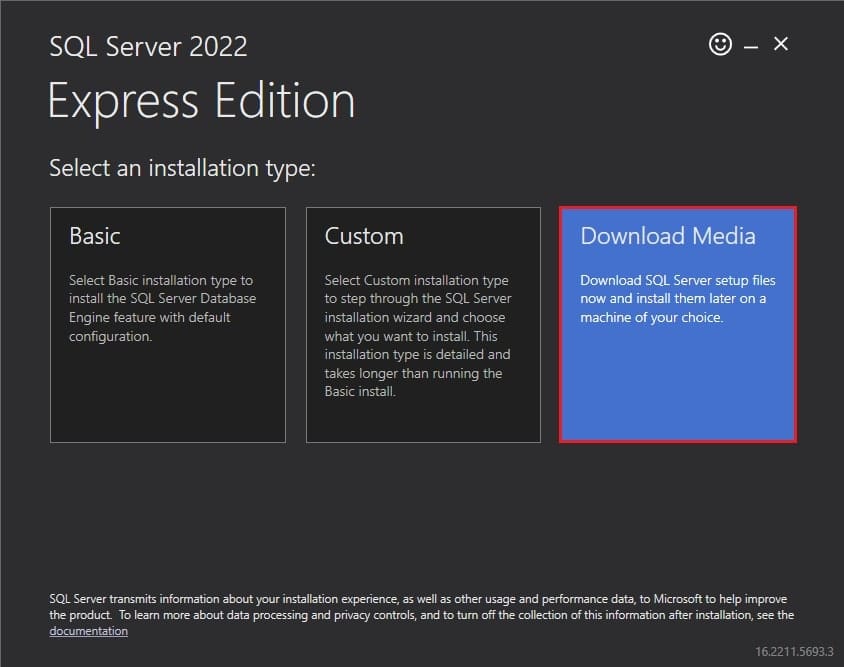 انتخاب گزینه Download Media در نصب کننده SQL Server 2022 Express.