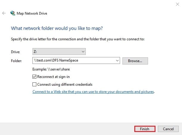 پنجره Map Network Drive در ویندوز کلاینت با مسیر فضای نام DFS \\test.com\DFS NameSpace وارد شده، حرف درایو Z: انتخاب شده و گزینه Reconnect at sign-in فعال، آماده برای کلیک بر Finish.