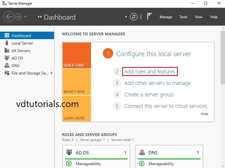 سکرینشات Server Manager در ویندوز سرور 2022 با گزینه Add roles and features هایلایت شده، پیشنیاز نصب File Server Resource Manager برای سهمیه بندی پوشه ویندوز سرور.