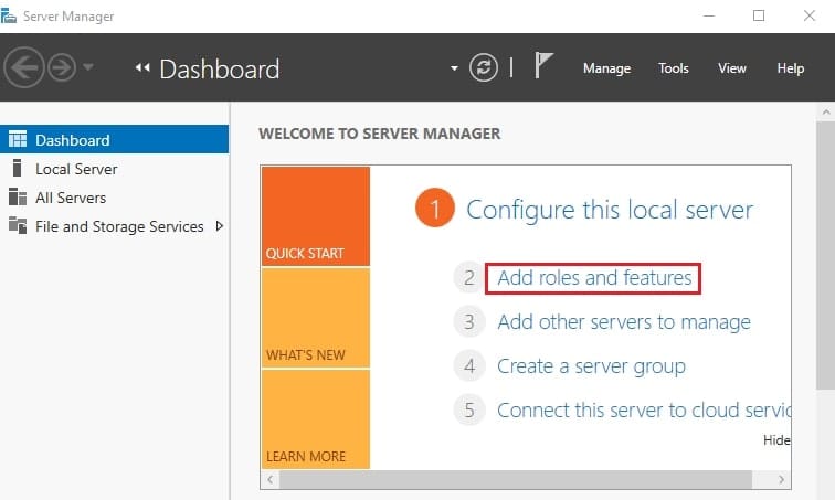 سکرین‌شات Server Manager در ویندوز سرور 2022 با گزینه Add roles and features هایلایت شده برای شروع نصب نقش Hyper-V.